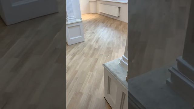 После шлифовки. Пол лежит 15 лет. смотреть онлайн