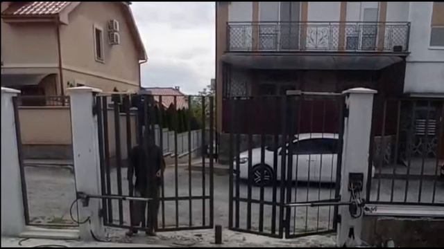 Gear mechanism BFG-Mini DIY kit for Bi-folding gates. A short video review and installation example смотреть онлайн