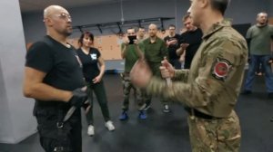 Тактика ближнего боя. Семинар. Денис Ряузов.Нож.Зачем нужны формы