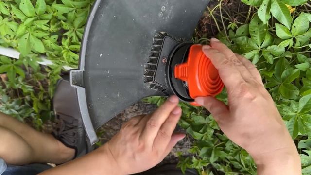 Eyoloty DF-065 Replacement Trimmer Spool for Black Decker GH710 GH700 GH750 Trimmers смотреть онлайн