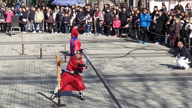 ВЛОГ 26. СЕУЛ ДРЕВНЯЯ КРЕПОСТЬ смотреть онлайн