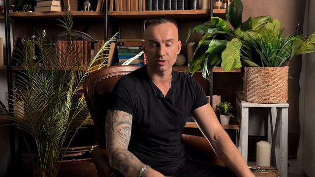 М - Я больше не хочу для тебя ничего делать! Ж - Я больше не хочу тебя не о чём просить! смотреть онлайн