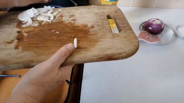 Салат из баклажанов - один из самых вкусных и любимых салатов. Приготовьте и не пожалеете. смотреть онлайн