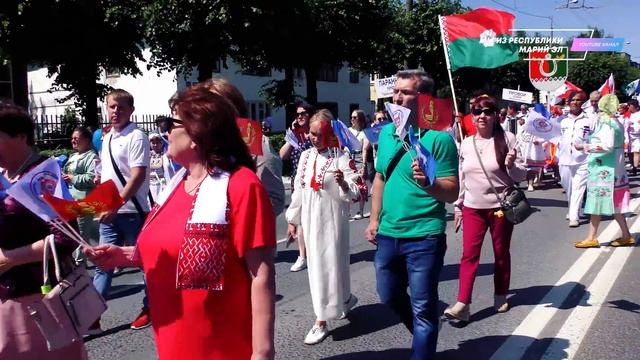 Праздничное шествие "Таношкылмаш" - Пеледыш пайрем [2023] смотреть онлайн