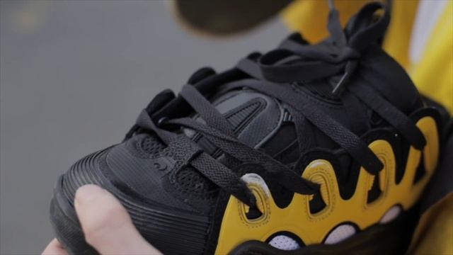 100 Kickflips in the Osiris D3 Shoes смотреть онлайн