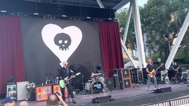 Alkaline Trio - I Wanna Be a Warhol in Miami 07/12/22 смотреть онлайн