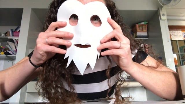 Asya Kozina Paper Sculpture Hat or Mask Challenge смотреть онлайн
