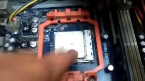 Компьютер включается и сразу выключается