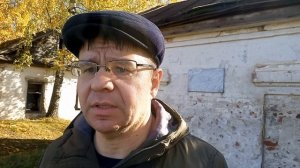 "Расстрелян за убеждения" - надпись на памятной доске дома Михаила Осиповича Меньшикова в Валдае