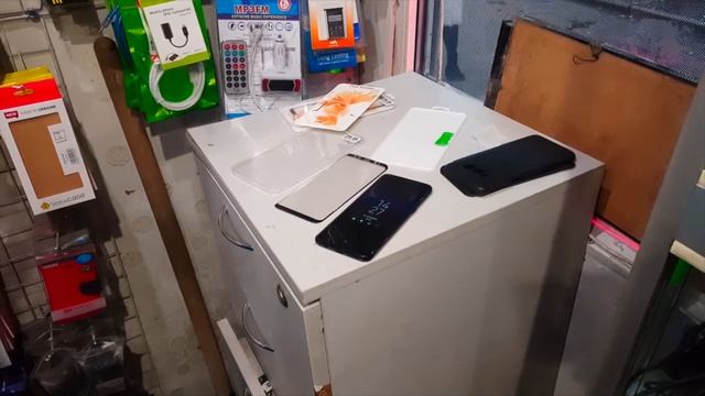 Samsung Galaxy S8.Поклейка Стекла смотреть онлайн