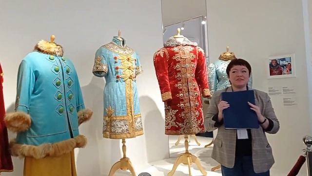 Экскурсия по киностудии им. Горького *было круто* смотреть онлайн