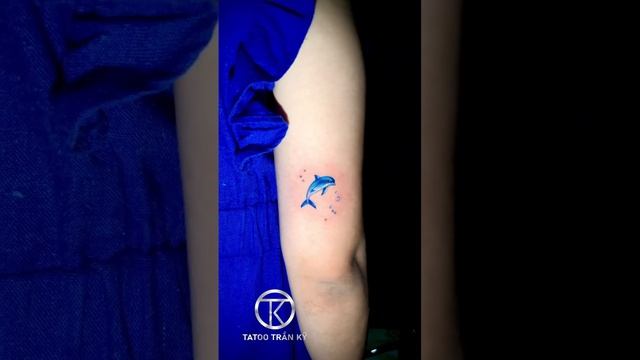 Hình xăm cá heo [ Trần kỹ Tattoo] xăm thành phố thủ đức. смотреть онлайн