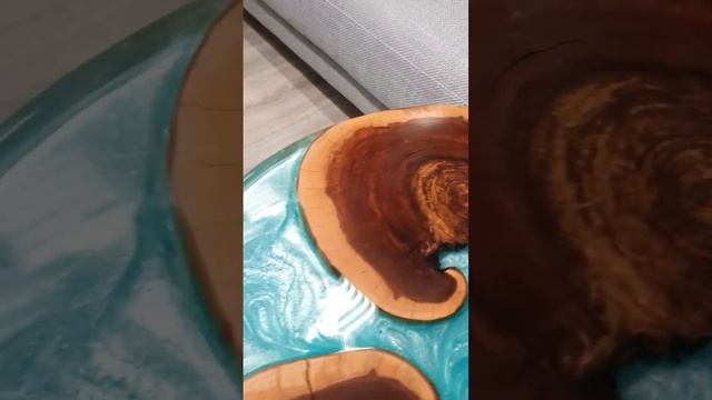 Круглый журнальный столик из эпоксидной смолы. Эпоксидный столик из массива дерева смотреть онлайн