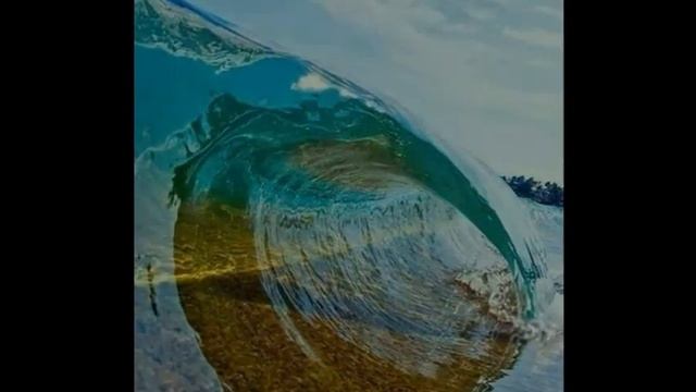 Чарующая красота Волны смотреть онлайн