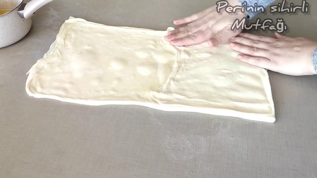 ?DAHA KOLAYI YOK❗BU YÖNTEMLE HAMUR AÇMAYI BİLMEYENLER BİLE KAT KAT ÇITIR ÇITIR BÖREK YAPABİLECEK? смотреть онлайн