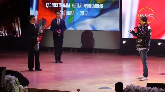 Димаш поет для Джеки Чана в Астане смотреть онлайн