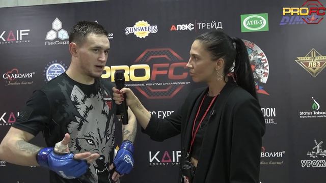 Интервью Александра Подлесного после боя на совместном турнире PROFC и спортивного клуба Велес смотреть онлайн