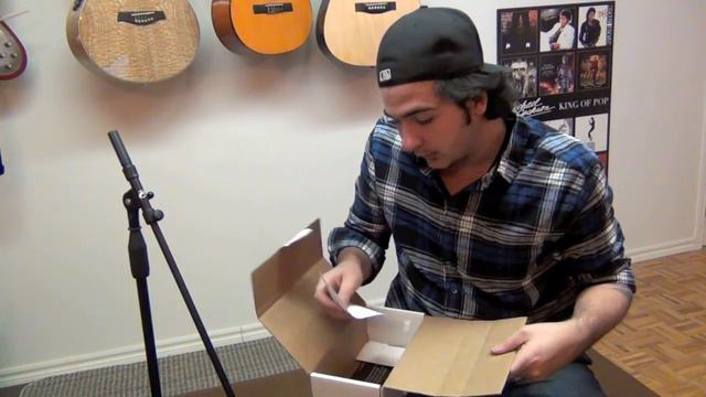 Shure Beta 52A (Unboxing) смотреть онлайн