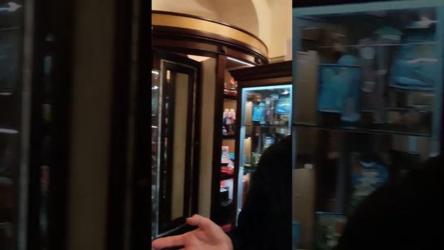 НЕВОЗМОЖНО ПРОЙТИ МИМО?СКАЗОЧНАЯ ЯРОСЛАВСКАЯ МАЙОЛИКА В ГУМЕ?MOSCOW GUM✨YAROSLAV MAJOLICA✨26.09.202 смотреть онлайн