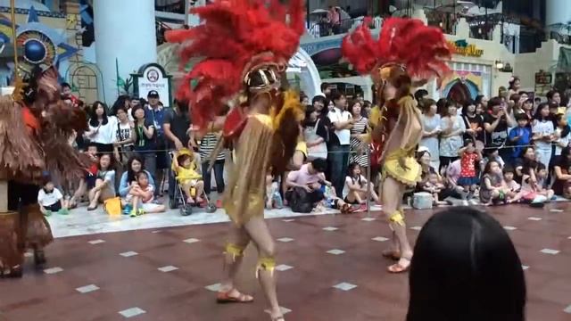 Samba Parade Free Dance смотреть онлайн