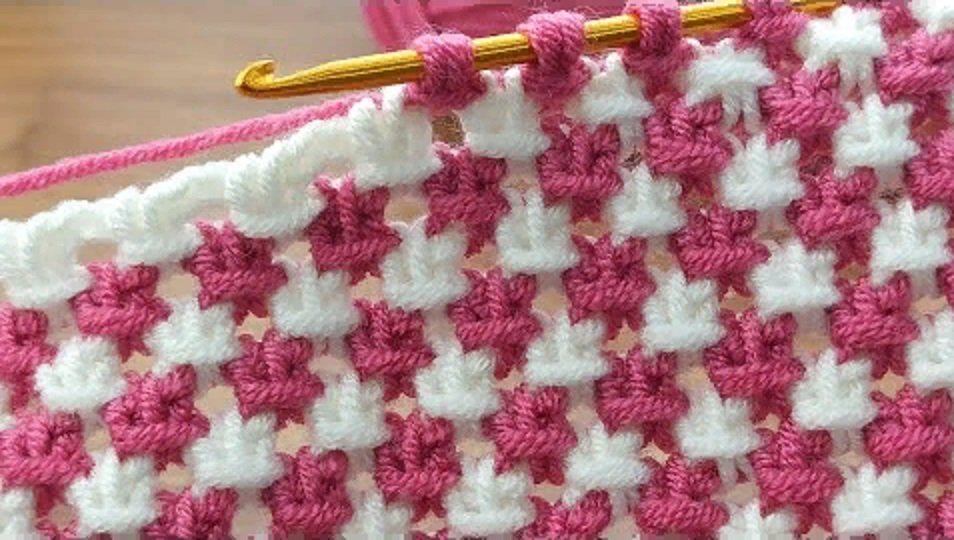 Вяжем ЖАКЕТ В СТИЛЕ CHANEL! 💎 Шикарный двухцветный узор тунисским крючком. Выглядит на миллион! смотреть онлайн