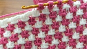 Вяжем ЖАКЕТ В СТИЛЕ CHANEL! 💎 Шикарный двухцветный узор тунисским крючком. Выглядит на миллион!