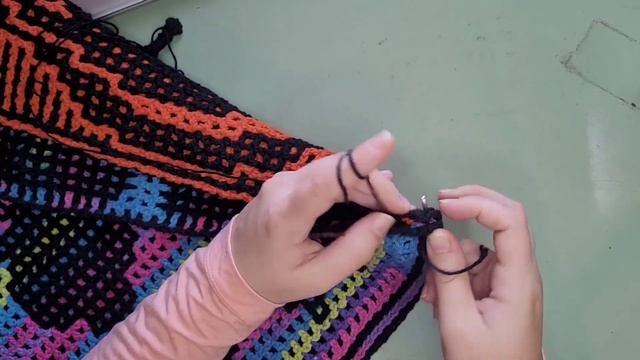 Joining Crochet Squares (Interlocking or Mosaic) смотреть онлайн