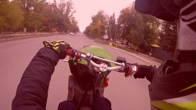 Ты не боишься разбиться насмерть? / Racer Lupus 160cc / Stunt Video / Семей смотреть онлайн