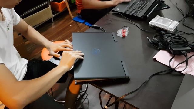Anh Phú 1 tháng lương chốt Unbox Dell G7 7588 1060 Max Q siêu rẻ bảo hành 1 năm Lãng khách смотреть онлайн