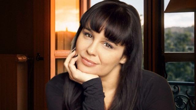 Разговорившись с попутчицей в поезде, я вспомнила юность и того, благодаря кому я никогда не вышла… смотреть онлайн