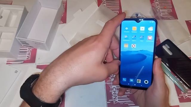 Распаковка телефона Redmi 9 4/64 Гб глобальная версия с AliExpress смотреть онлайн
