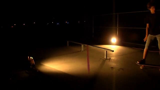 Skateboarding Night Shoot смотреть онлайн