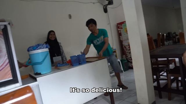 UNIQUE Indonesian street food - BOGOR FOOD HEAVEN + Indonesian street food in Bogor, Indonesia смотреть онлайн