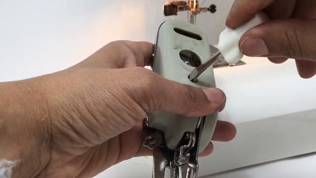 Sewing Gadgets - Buttonhole Making Device Vintage Buttonholer Janome decor II 5024 смотреть онлайн