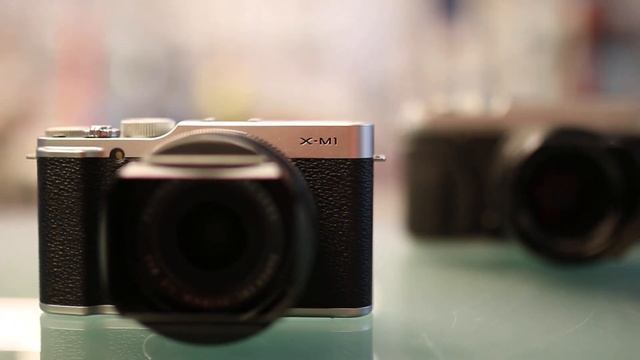 A Remarkably Short Canon EOS 70D Video Autofocus Test With Sigma 35mm f/1.4 смотреть онлайн