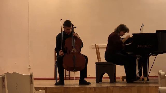 Lalo Cello Concerto 1st movement смотреть онлайн