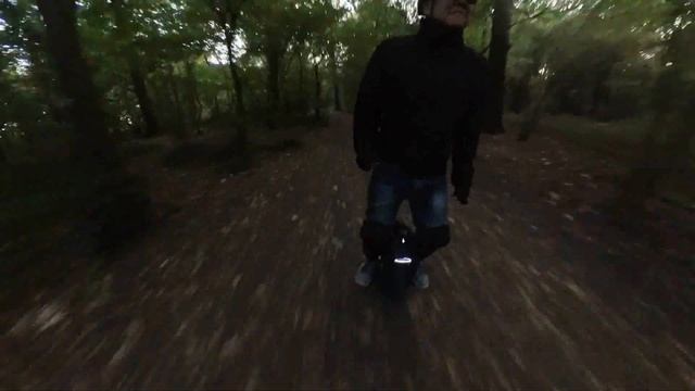 What a Fun Wheel to Ride. The Classic NineBot One Z10. e-rides EUC Upgrade. смотреть онлайн