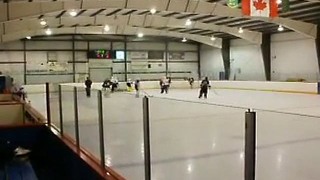 2011 Hockey Camp - Kamloops BC - GOALIE VS GOALIE part 4 смотреть онлайн