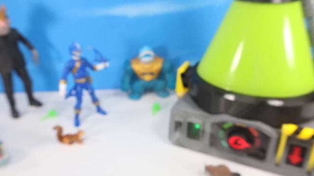 Beast LAB Shark Creator Science Experiment Gone Wrong? Squirrel Stampede Review смотреть онлайн