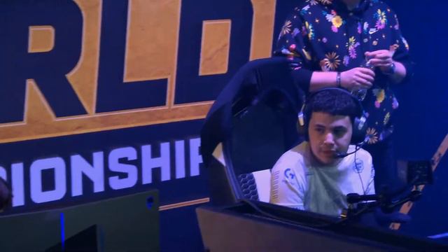 Karmine Corp vs 01 Esports | Rocket League World Championship | Round 1 смотреть онлайн