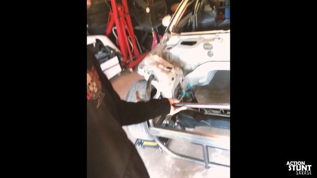 350Z DRIFT CAR BUILD - PART 3: Hood fitted, fenders on, measurements, etc... смотреть онлайн
