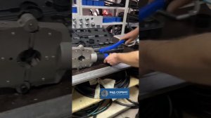 Пресс для обжима мягких муфт авто кондиционера.