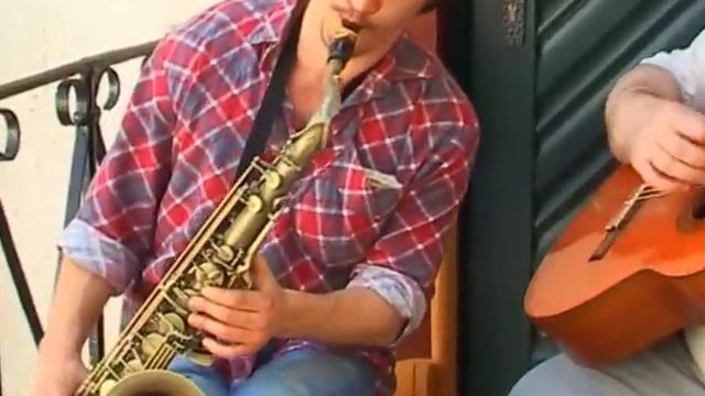 Misha на крылечке смотреть онлайн