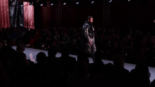 Показ коллекции компании Меха Екатерина 2019/2020 Lotte Hotel смотреть онлайн