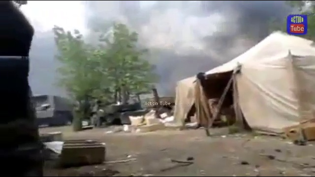 Украинские каратели под обстрелом Града и САУ ополченцев смотреть онлайн