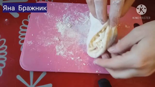 Съедаются моментально! Лепешки с Сыром и Колбасой. Пышные и удивительно Вкусные! смотреть онлайн