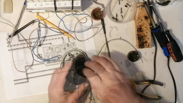 БМВ е36. Ремонт электрического привода наружного зеркала смотреть онлайн