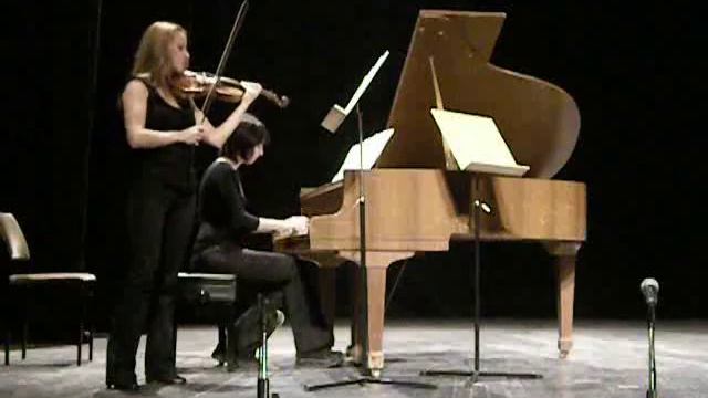 Ljubica Simonovic & Varvara Anastasijevic - Theme from Schindler's list смотреть онлайн