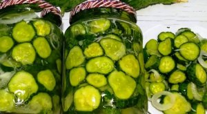 30 БАНОК МАЛО! ОГУРЦЫ СЫРЫЕ БЕЗ ВАРКИ! БЕЗ СТЕРИЛИЗАЦИИ! ХРУСТЯЩИЙ САЛАТ ИЗ СВЕЖИХ ОГУРЦОВ НА ЗИМУ!