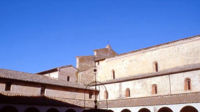 ABADIA MONJES CISTERCIENSE NTRA. SRA. DE CHIARAVALLE DE FIASTRA-ITALIA-EUROPA-2 смотреть онлайн